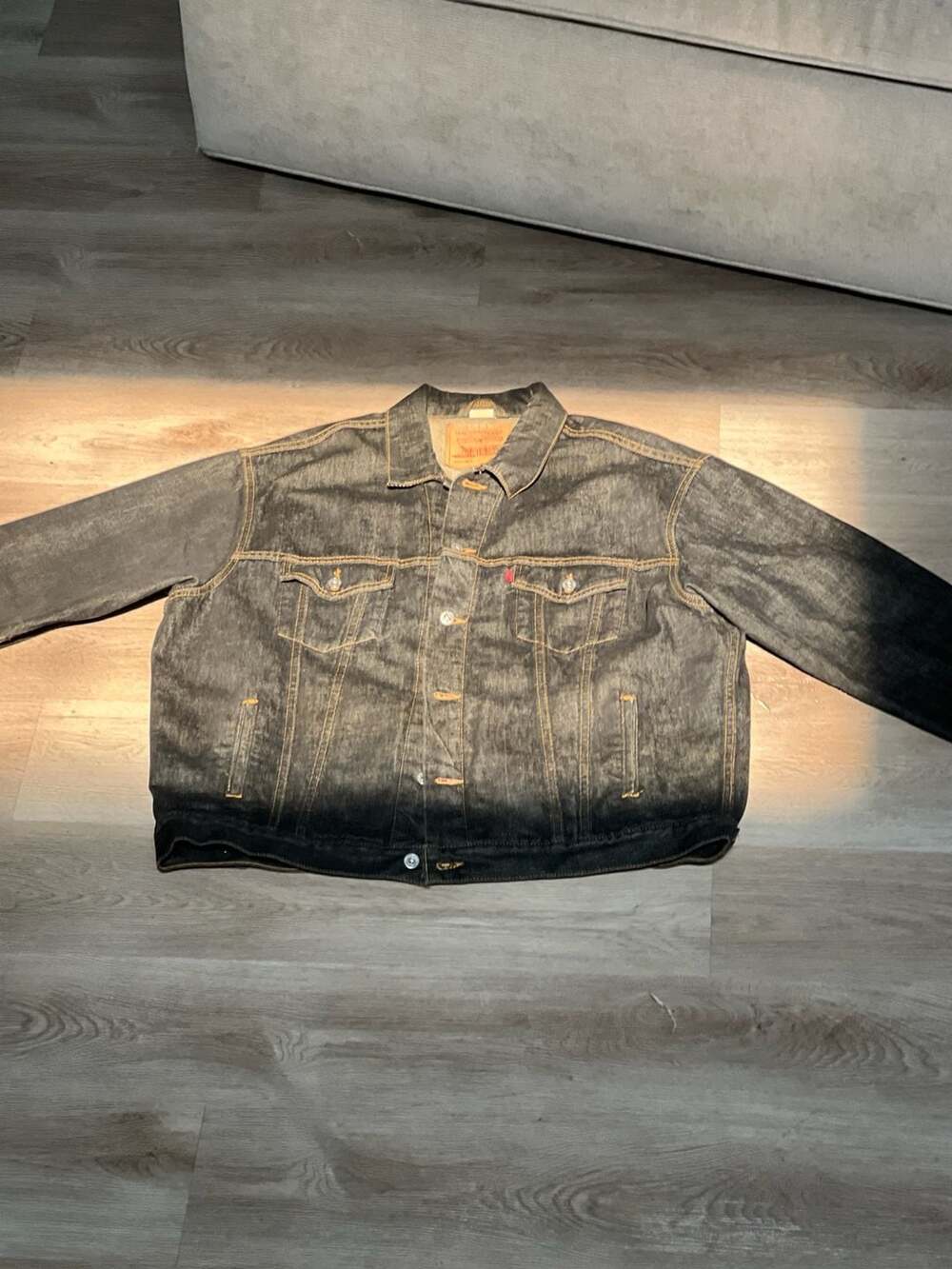 Vintage Levi's 70507-4870 Dark Wash Denim Trucker Jacket - Men's XL - Picture 2 of 14